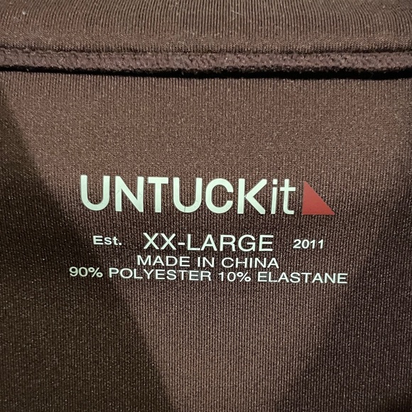 Untuckit Burgundy Half-Zip Top - Picture 2 of 3